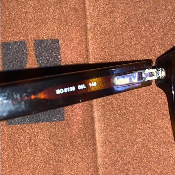 Hugo Boss eyeglasses frames - Picture 5 of 7